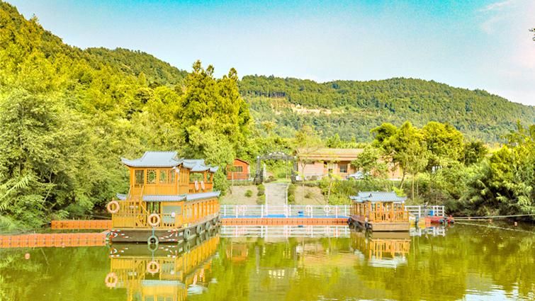 四川光雾山红叶