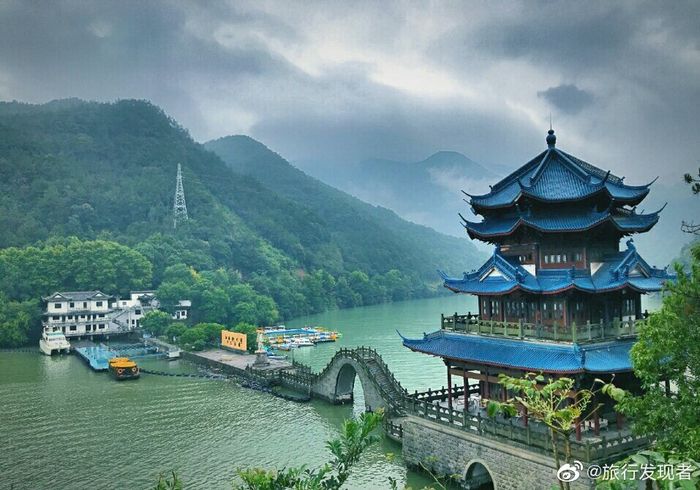 桐庐富春江山水