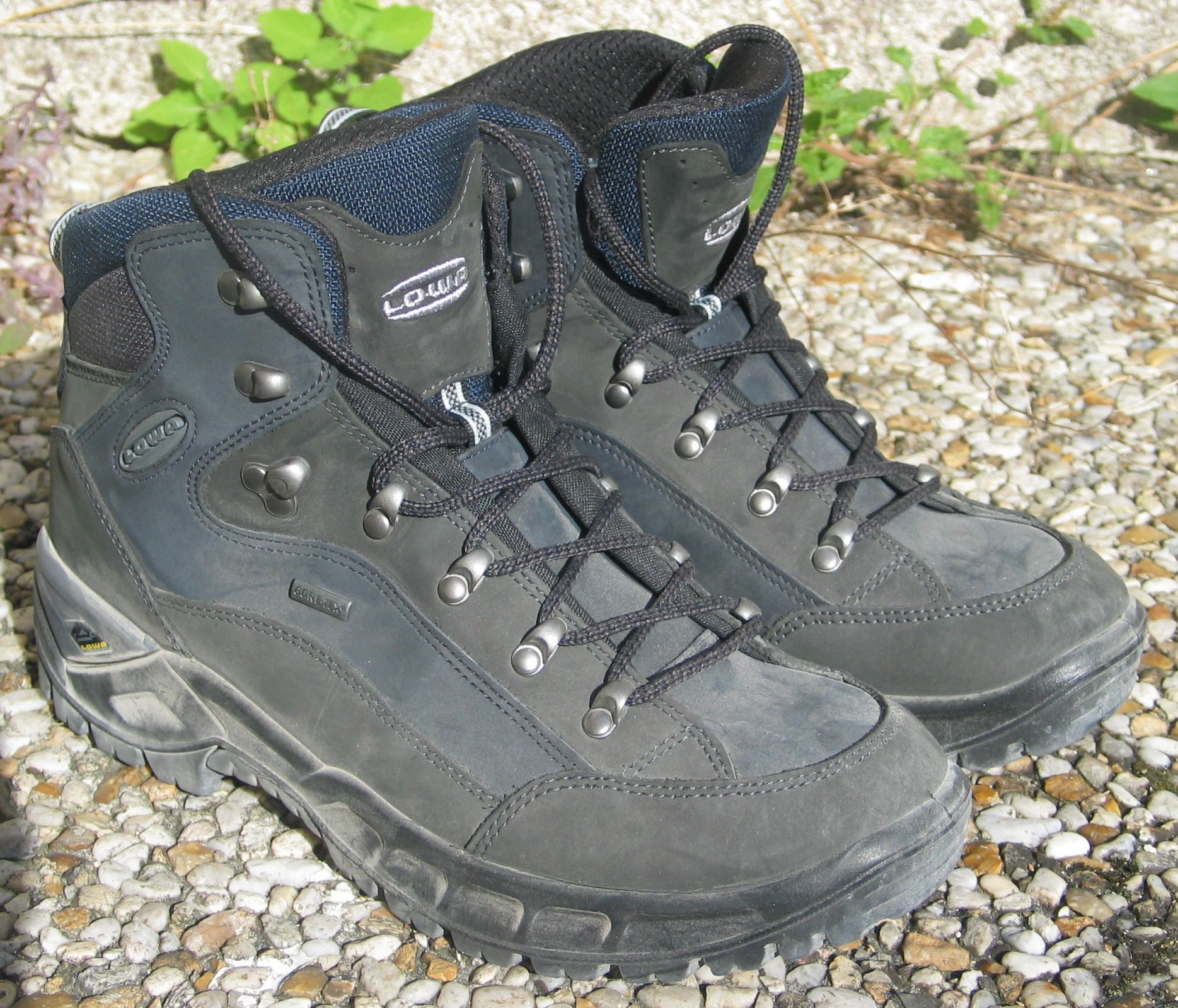 低帮徒步鞋 / 登山鞋